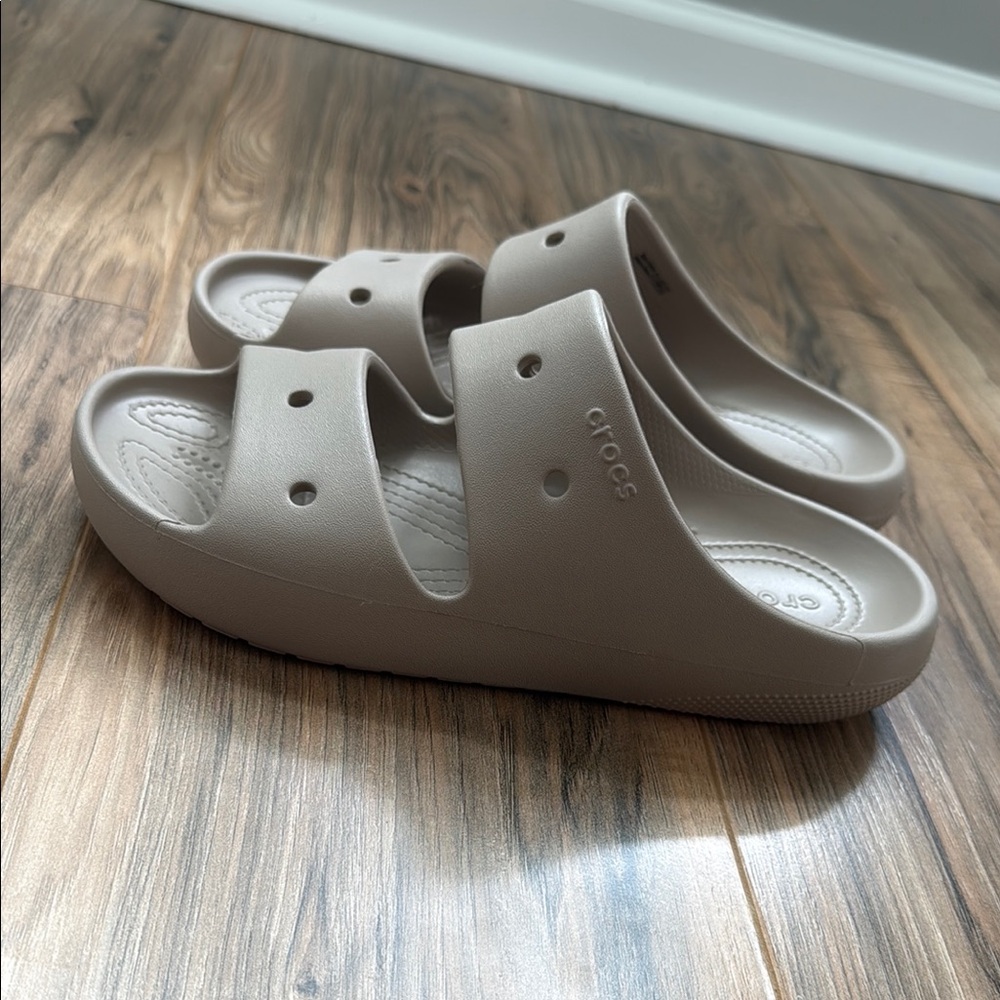 CROCS Women's Tan Slide Sandals